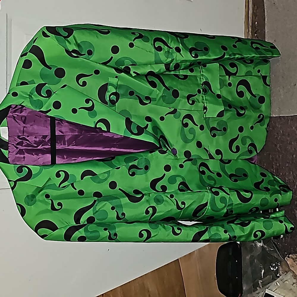 Spirit Joker suit worn once.
